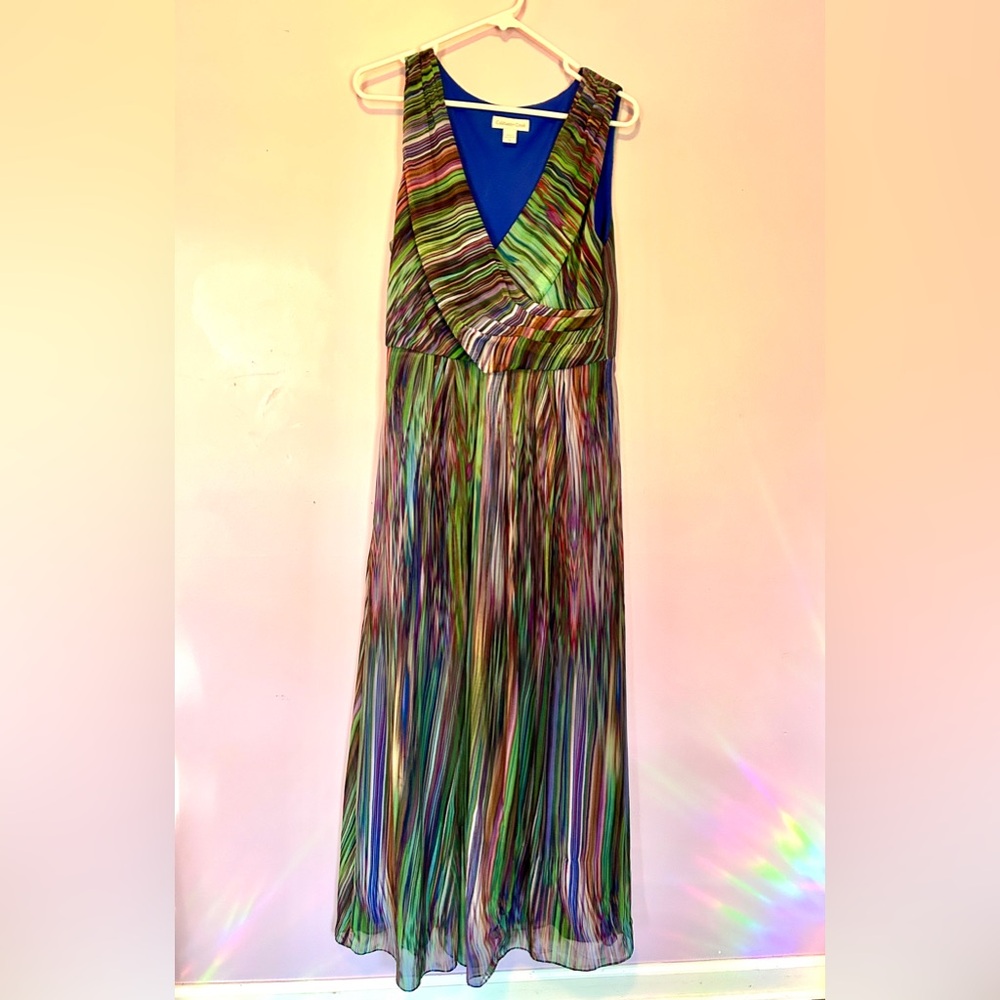 Coldwater Creek Watercolor Maxi Dress with flattering flow!